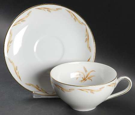 Flat Cup & Saucer Set