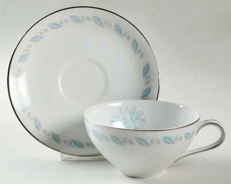 Sky Flower Flat Cup & Saucer Set