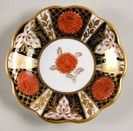 Chrysanthemum Small Ashtray