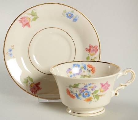 ABE1 Footed Cup & Saucer Set
