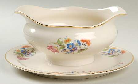 ABE1 Gravy Boat with Attached Underplate