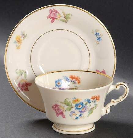 ABE1 Footed Cup & Saucer Set