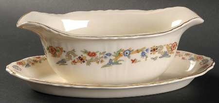 Oriental Gravy Boat with Attached Underplate