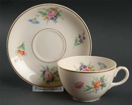 Selma (Smooth) Flat Cup & Saucer Set