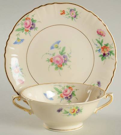Selma (Scalloped) Footed Cream Soup Bowl & Saucer Set