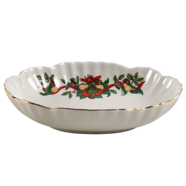 Christmas Bounty Nut Dish