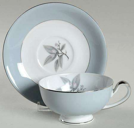 Bellaire Footed Cup & Saucer Set