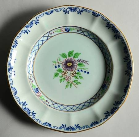2546 Luncheon Plate