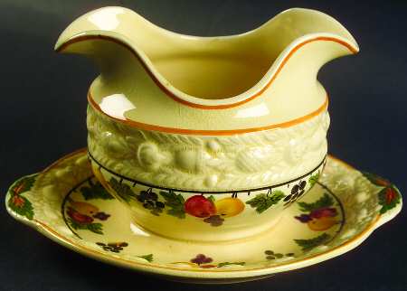 ADA17 Gravy Boat with Attached Underplate
