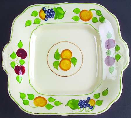 1346B Square Handled Cake Plate