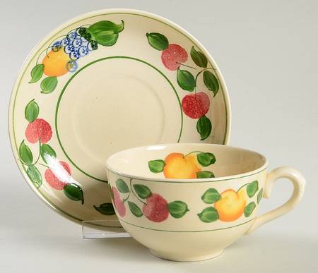 1346B Oversized Cup & Saucer Set