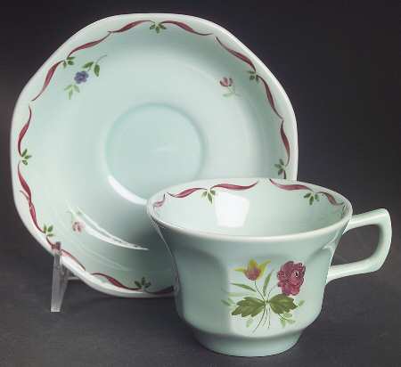 Allegro Flat Cup & Saucer Set