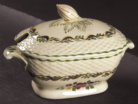Blossomtime Sauce Boat & Lid