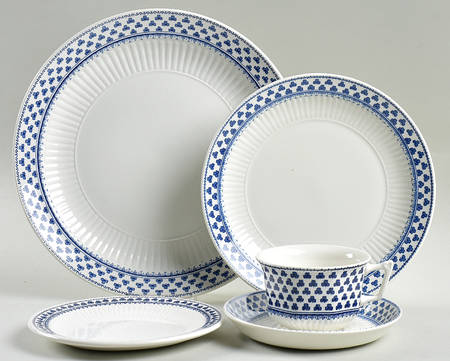 Brentwood (Adams Back Stamp) 5 Piece Place Setting