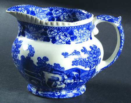 Cattle Scenery Blue (No Trim, Scalloped) 16 Oz Jug