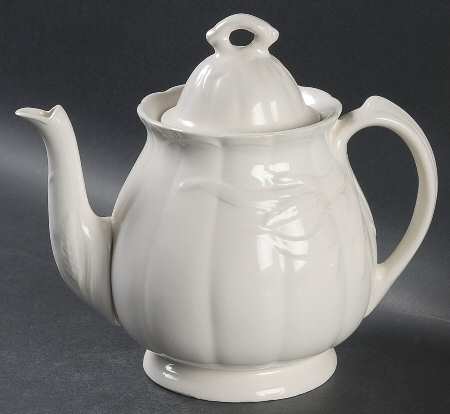 Ceres Cream Teapot & Lid