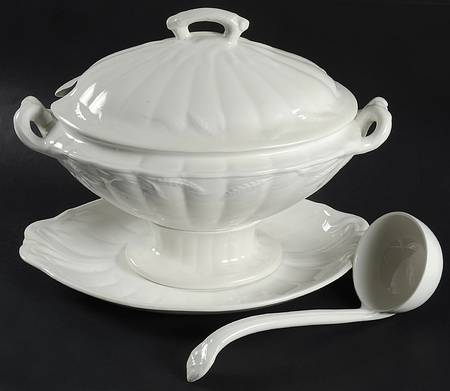 Ceres Cream Tureen & Lid w/Ladle & Underplate