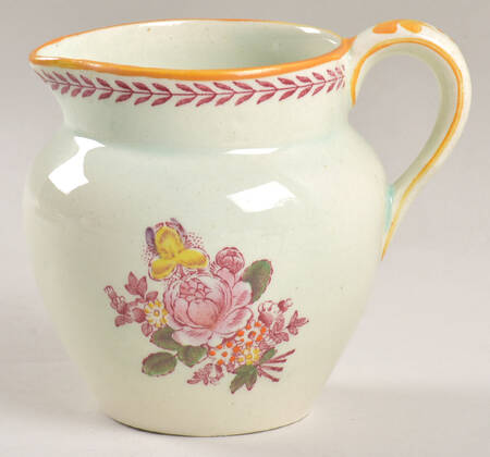 Chelsea Sprays Red (Laurel Leaf) Creamer