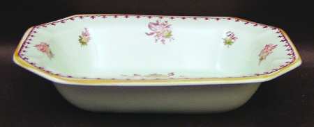 Chelsea Sprays Red (Fleur-De-Lis) 8" Oval Vegetable Bowl