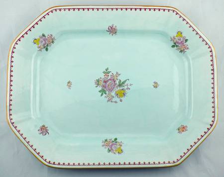 Chelsea Sprays Red (Fleur-De-Lis) 18" Octagonal Serving Platter
