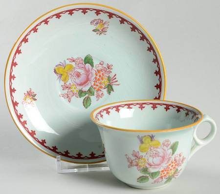 Chelsea Sprays Red (Fleur-De-Lis) Flat Demitasse Cup & Saucer Set