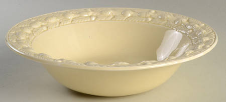 Della Robia Cream (Titian Ware) 8" Oval Vegetable Bowl