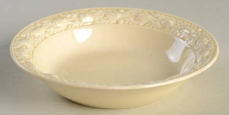 Della Robia Cream (Titian Ware) Fruit/Dessert (Sauce) Bowl