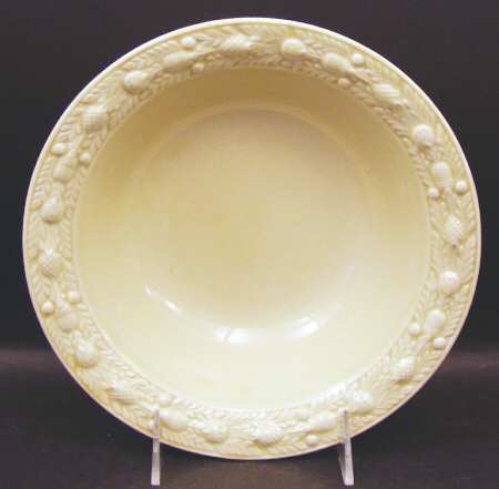 Della Robia Cream (Titian Ware) 9" Round Vegetable Bowl