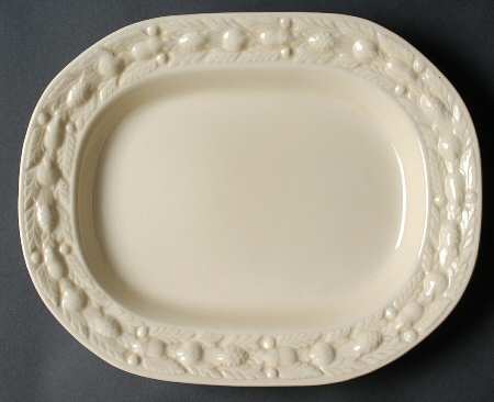 Della Robia Cream (Titian Ware) 11" Oval Serving Platter