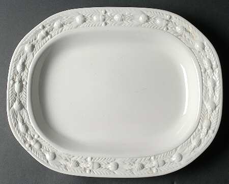 Della Robia White (Micratex) 14" Oval Serving Platter