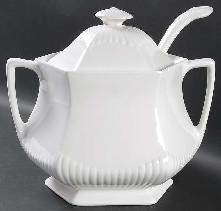 Empress Tureen & Lid w/Ladle