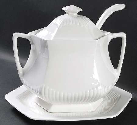 Empress Tureen & Lid w/Ladle & Underplate