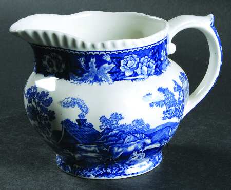English Scenic Blue (Scalloped) 8 Oz Jug