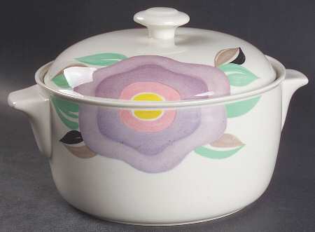 Florida 2 Qt Round Covered Casserole