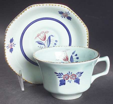 Georgian Oversized Cup & Saucer Set