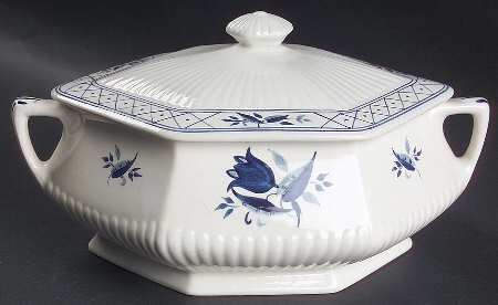 Hollandia Blue Oval Covered Vegetable