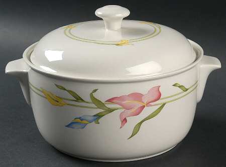 Iris 1.25 Qt Round Covered Casserole