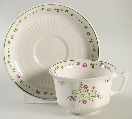 Karina Flat Cup & Saucer Set