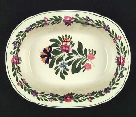 Lakewood (Scalloped) 9" Oval Vegetable Bowl