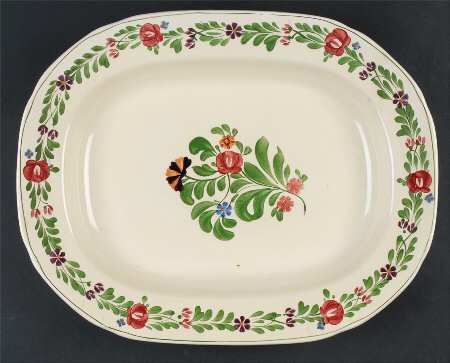 Lakewood (Scalloped) 15" Oval Serving Platter