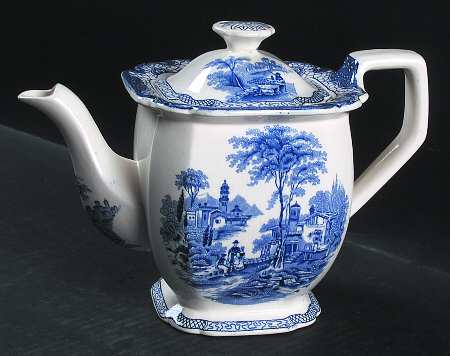 Landscape (Blue & White) Teapot & Lid