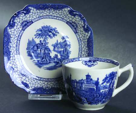 Landscape (Blue & White) Flat Cup & Saucer Set