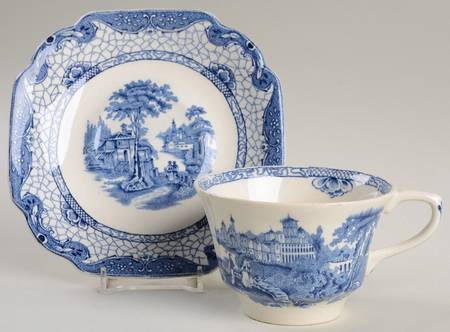 Landscape (Blue & White) Flat Cup & Saucer Set