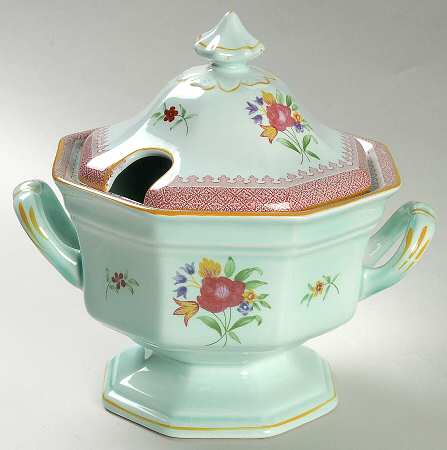 Lowestoft (Newer Backstamp) Sauce Boat & Lid