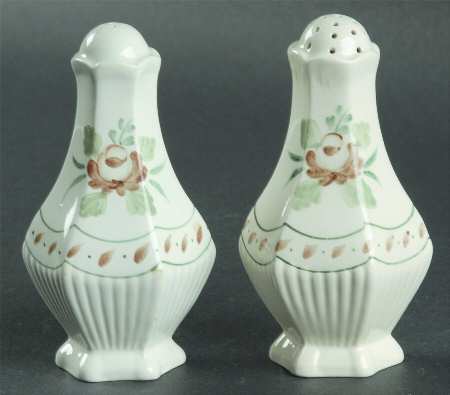Madeleine Salt & Pepper Set