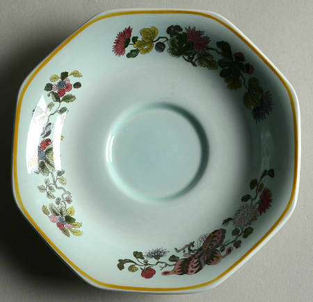 Ming Jade Saucer for Oversized Cup