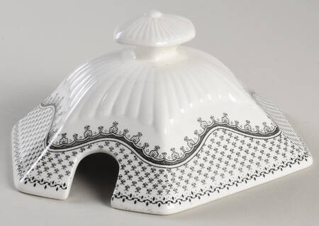 Minuet Black (Newer, Adams Bckstmp) Lid for Tureen