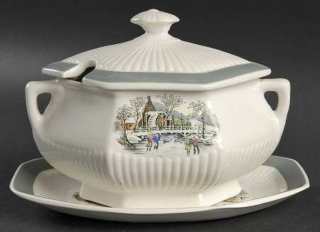Old Winter Scenes Sauce Boat & Lid with Underplate