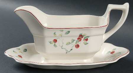 Persimmon Gravy Boat with Attached Underplate