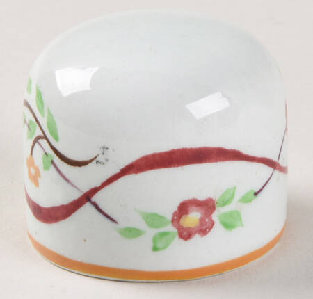 Ribbon Lid for Tea Caddy